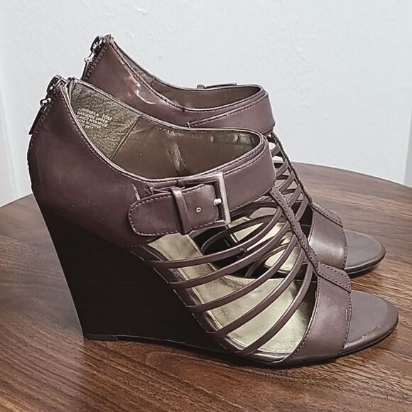 Nine & Co. Wedge Heels, Brown with Dark Heels, Size 10 Shoes - Picture 5 of 9